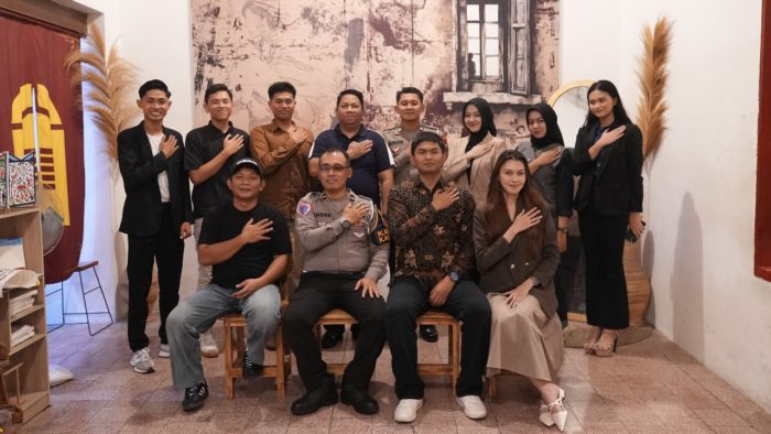 Muhammad Zikky Karamy dan Yohara Kayzabrina Pinky Resmi Jadi Duta Lalu Lintas Polres Gresik 2025